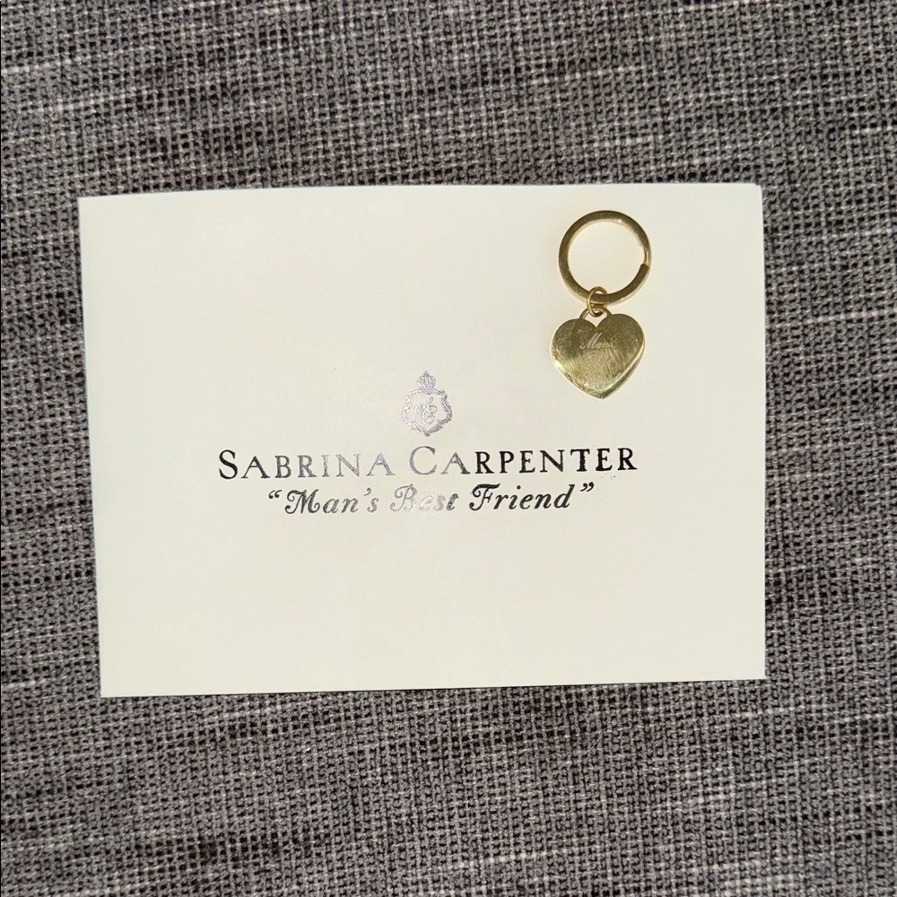 Sabrina Carpenter Keychain bundle - Picture 4 of 4